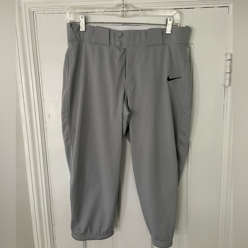 Nike Women’s Medium Softball Pants Grey New With Tags B13